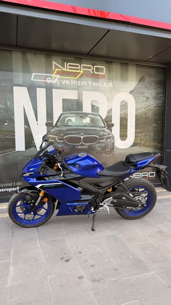 Yamaha R25